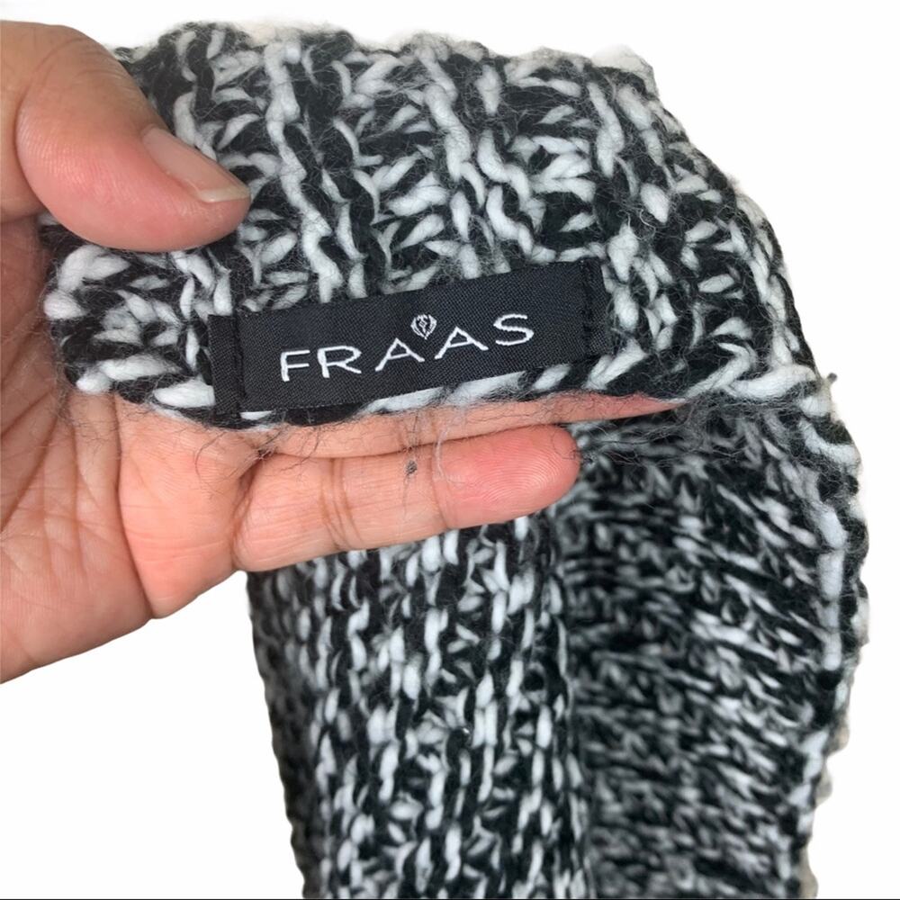 FRAAS Crocheted Scarf Black and White Marled - Picture 7 of 8